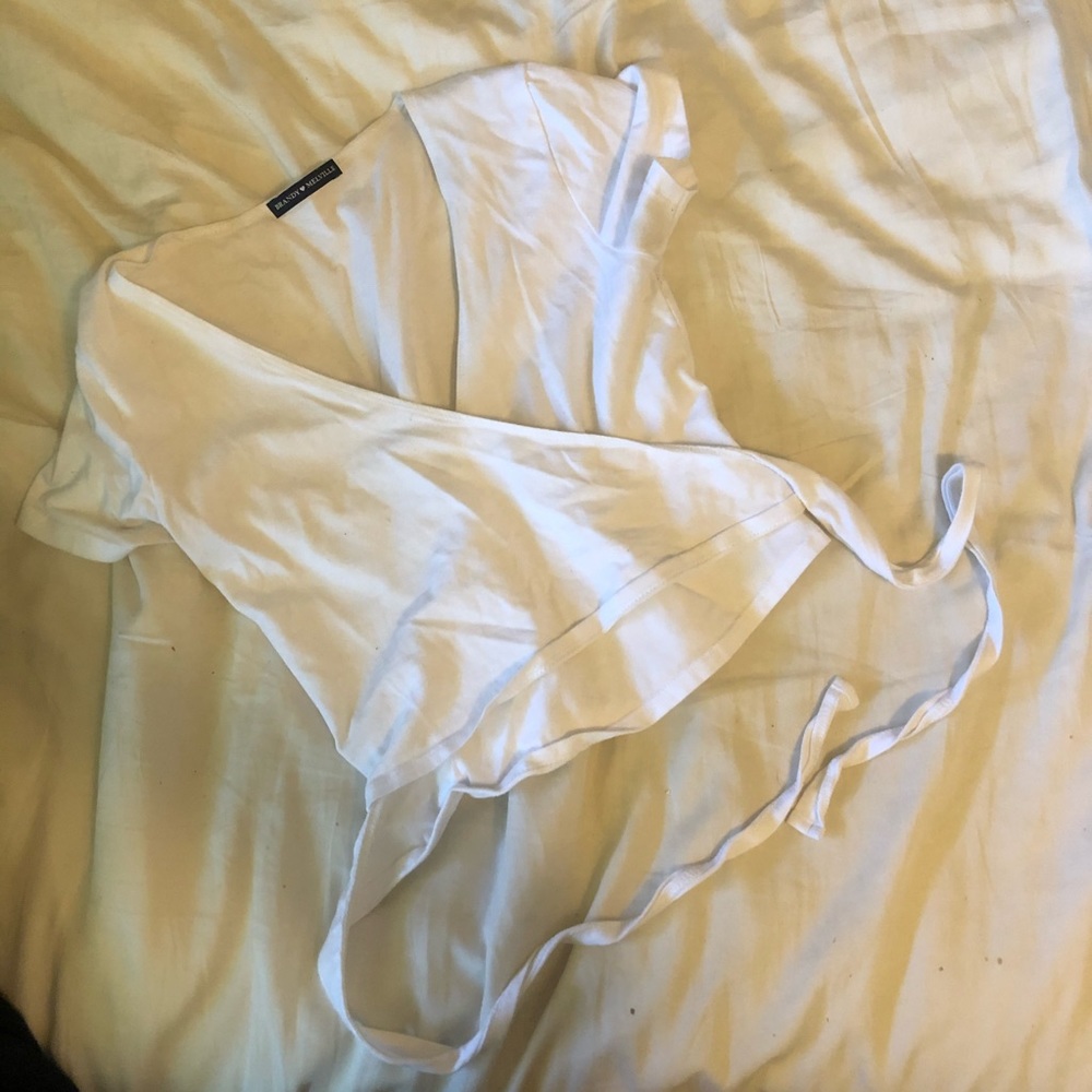 Brandy Melville wrap top